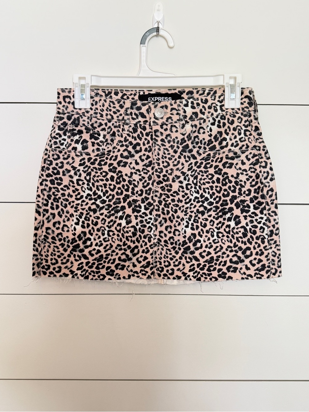 Express tan/black Leopard Print Mini Skirt with size 0 mid rise